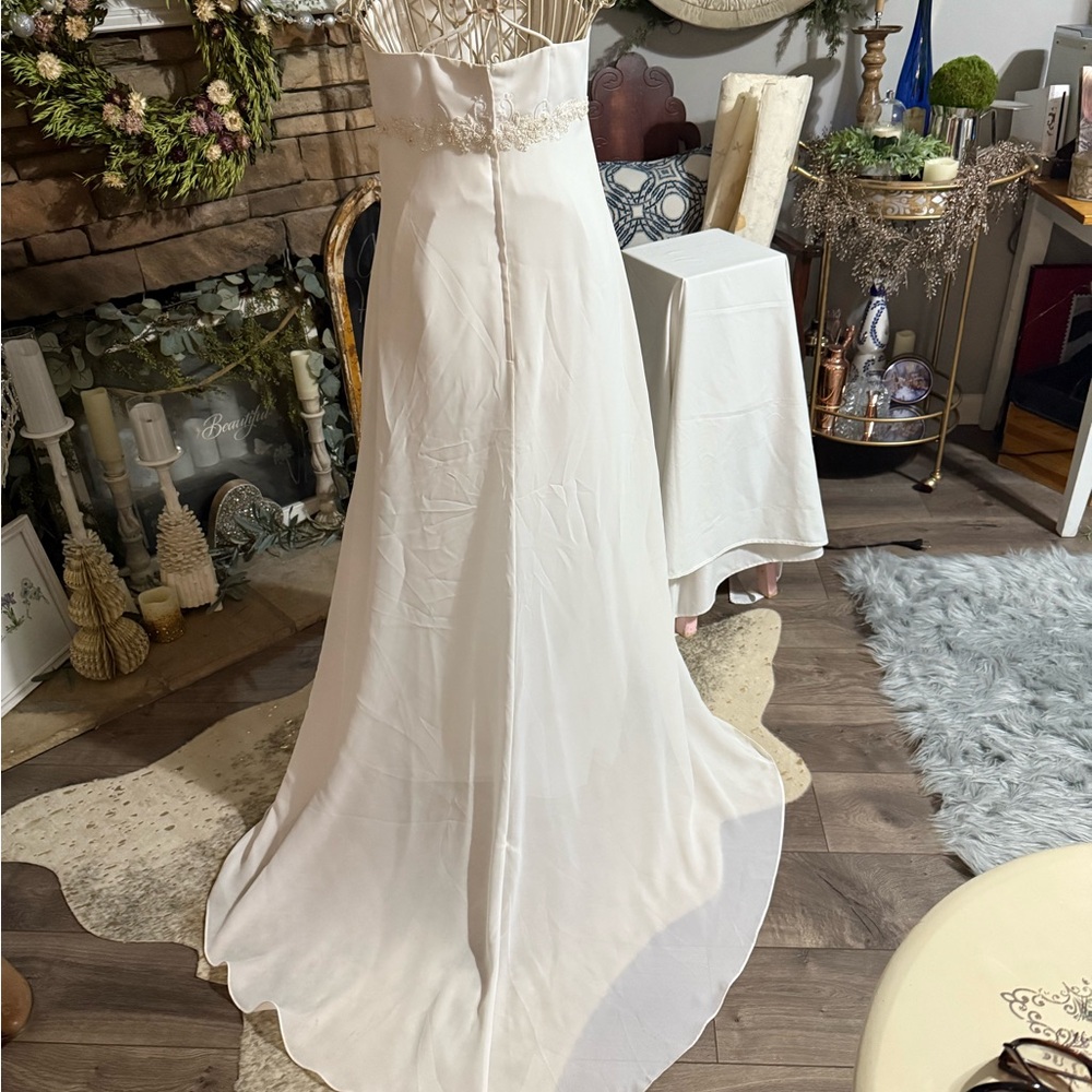 St. Tropez Elegant White Wedding Dress
